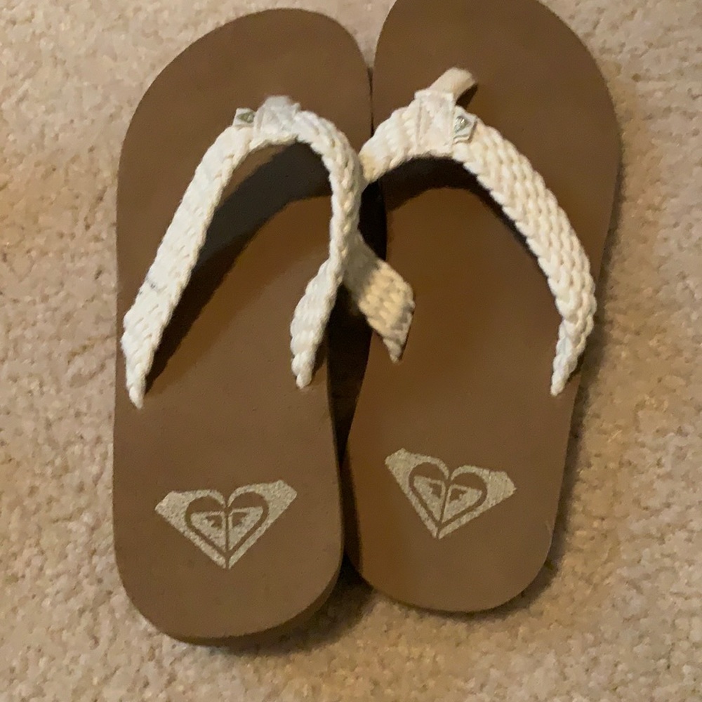 Roxy sandals